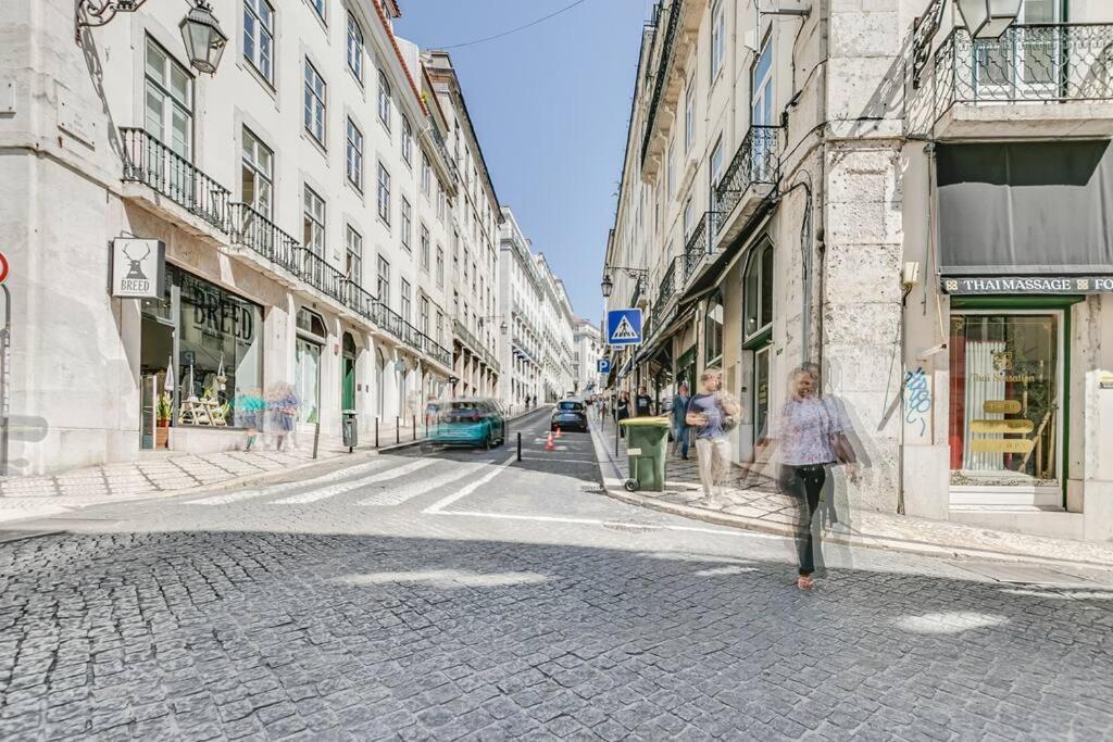 Made For The City Lovers- Urban Charm In Chiado Лиссабон Экстерьер фото
